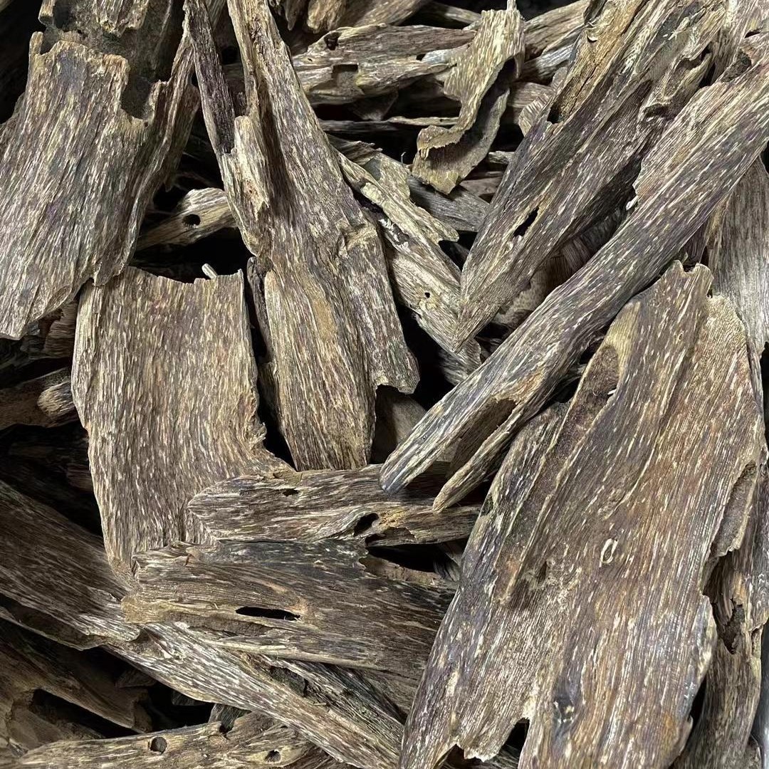 沉香原木香料 3 Classic wooden chair (Copy) 6 - Image 1